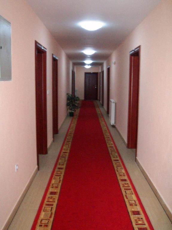 Hotel Jezero Сараево Экстерьер фото